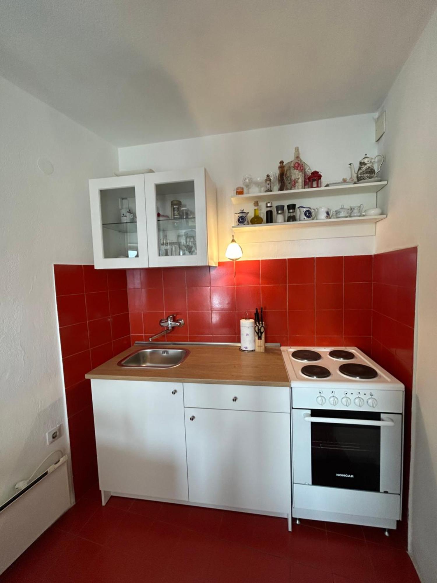 Seafront Studio Apartment+Balcony Podgora Esterno foto